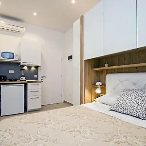 Garzoto Rooms&studios Appartamento Rovigno
