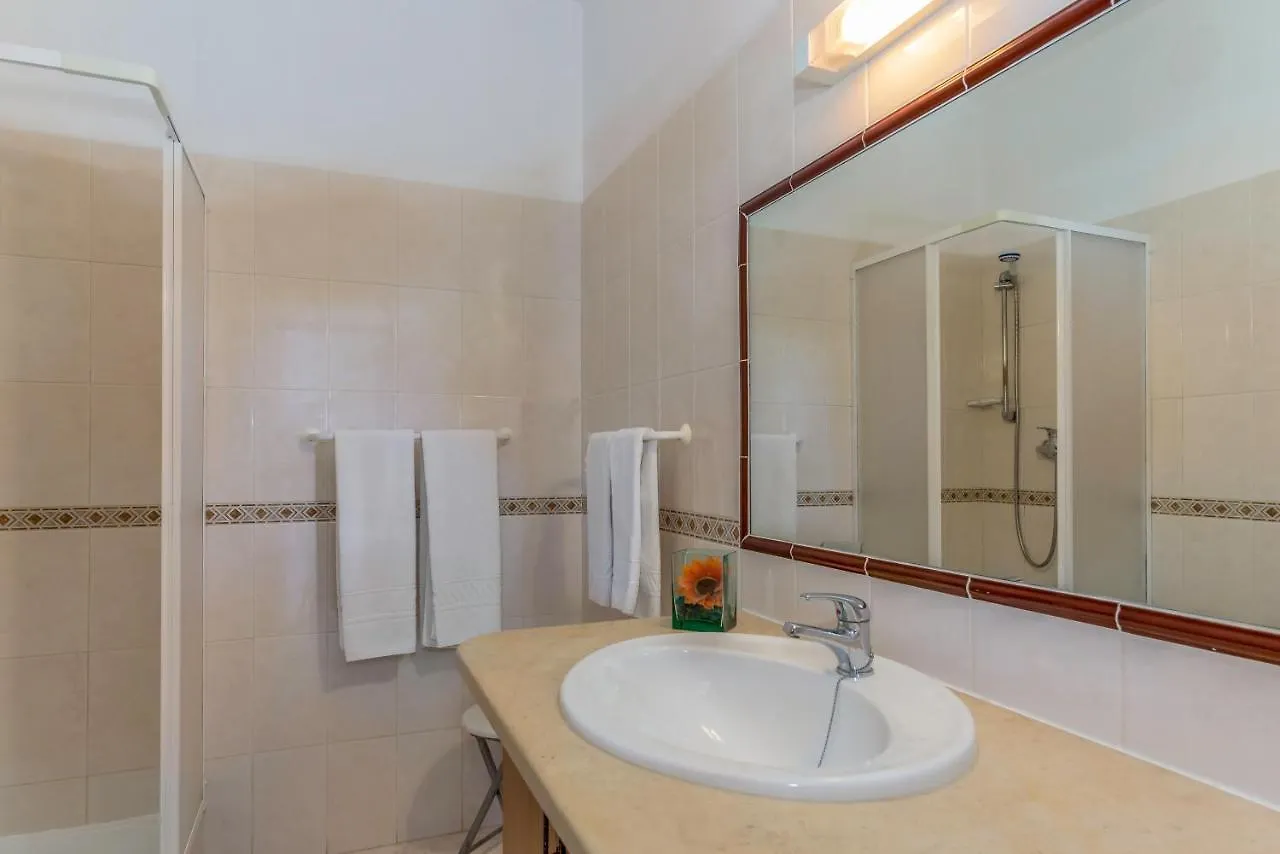 Palm Villa Estudios Lagos Portugal