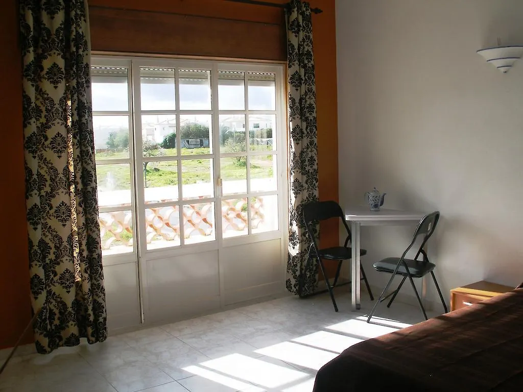 Palm Villa Estudios Lagos